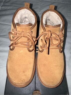 Men's Tan Suede Lace-Up Boots - UGGS